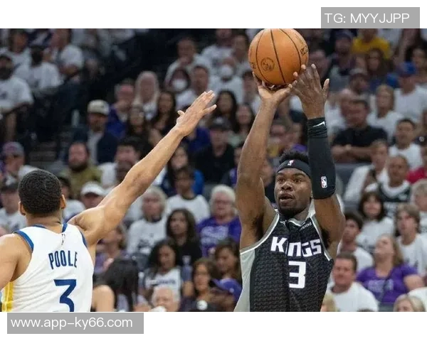海斯戴维斯谈NBA与欧洲篮球差异强调聪明打球的重要性 海斯戴维斯谈NBA与欧洲篮球差异强调聪明打球的重要性