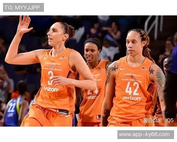 水星队面临挑战WNBA总决赛G3半场落后王牌12分形势严峻