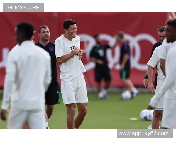 金玟哉因欧冠受伤未与球队训练今日安排休息以待恢复