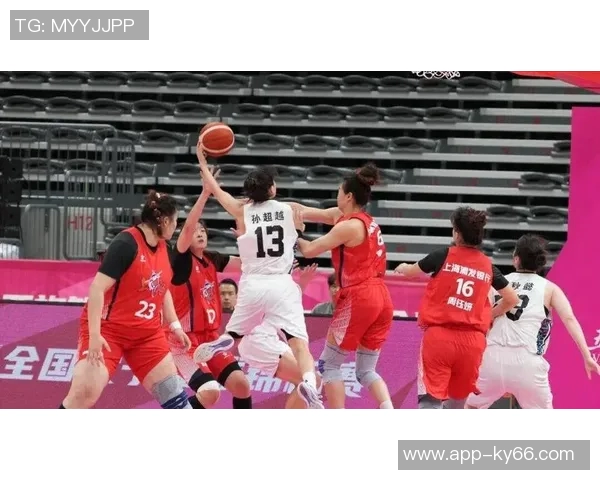 厦门白鹭外线火力全开成功击败河南豫光金铅赢得全国女篮锦标赛胜利