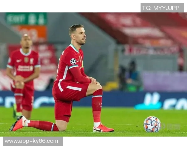 英超球员本周赛前首次单膝下跪共同反对种族歧视行动