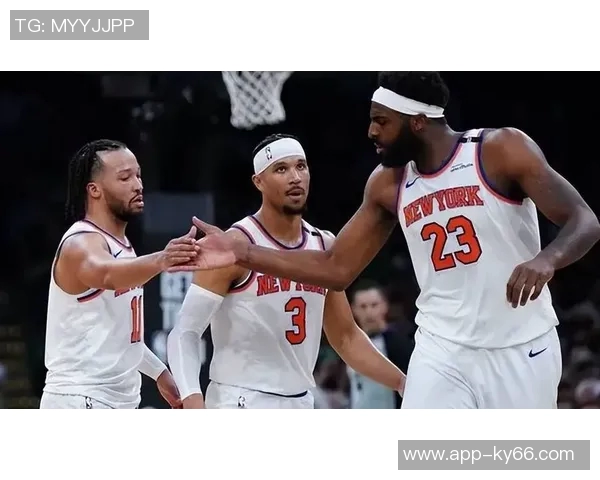 米切尔赛季结束后遭受重创提前与队友开始新赛季训练 米切尔赛季结束后遭受重创提前与队友开始新赛季训练