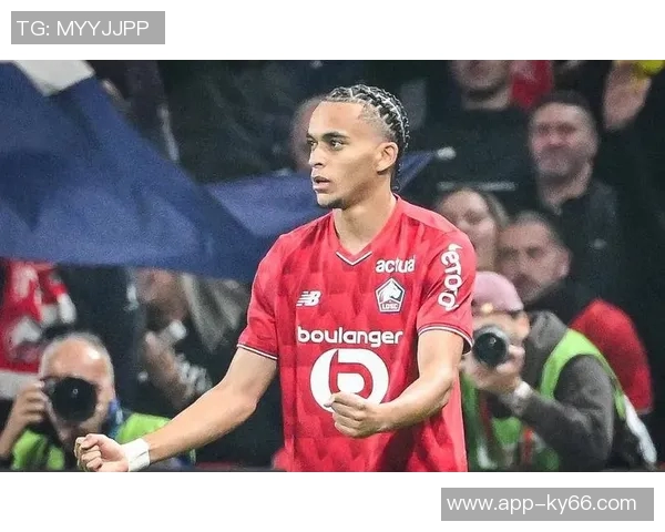 伊桑绝平巴黎姆巴佩晒弟弟照片称赞我的明星男孩展现疯狂剧本