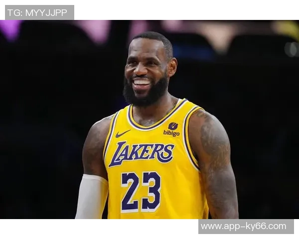 雷迪克透露揭幕战首发阵容剩余比赛将视情况而定