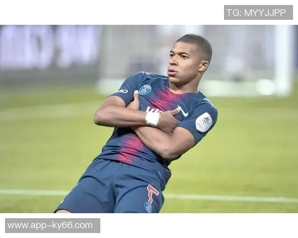 法国队金童奖得主回顾博格巴马夏尔姆巴佩杜埃的辉煌时刻 法国队金童奖得主回顾博格巴马夏尔姆巴佩杜埃的辉煌时刻