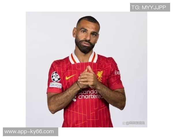 足坛奇葩雕像大盘点萨拉赫C罗大罗法尔考等球星形象奇特引热议